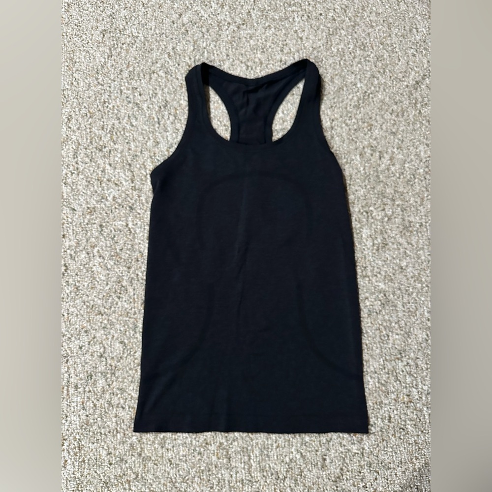 black LULULEMON swiftly tech tank top 2.0 hip length